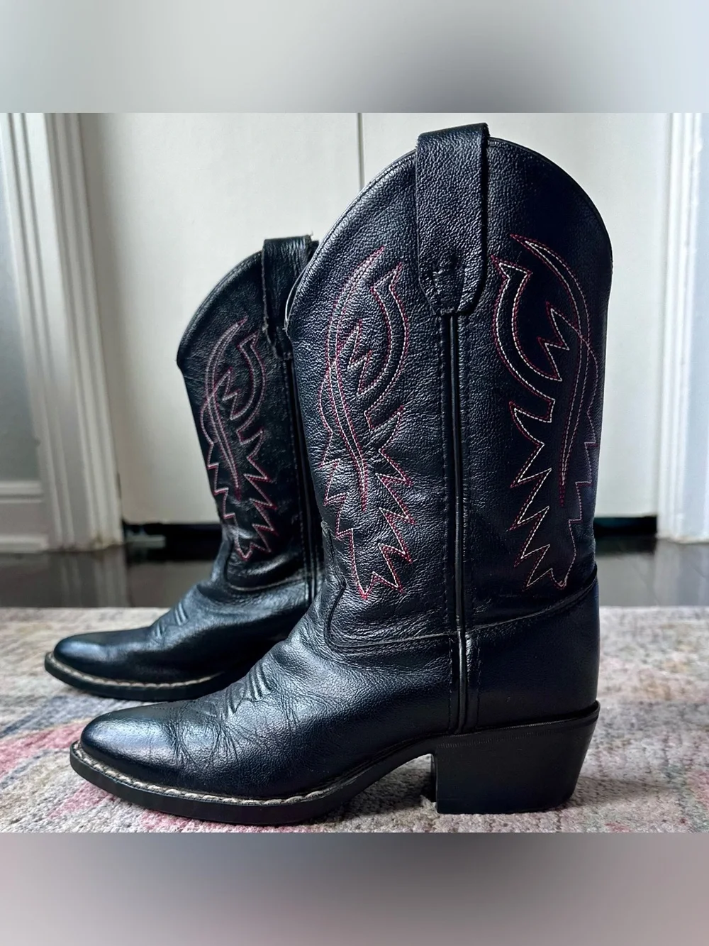 Kid’s Black Leather Cody James Cowboy Boots with Red Stitching